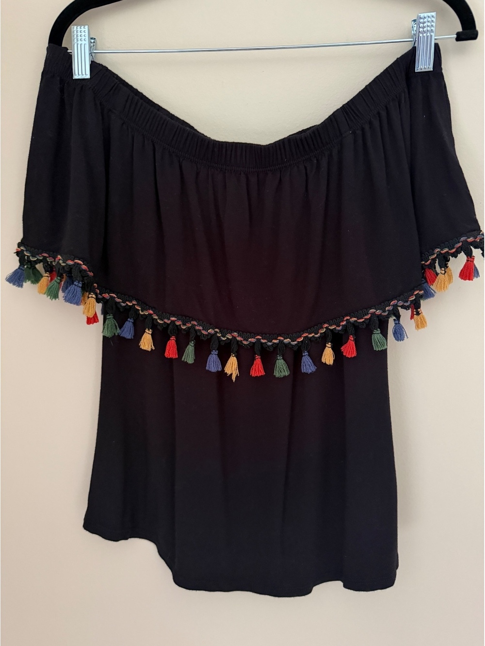 S Kim & Cami off shoulder top w/ tassels